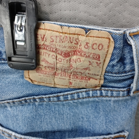 Levi's 501xx men's button fly blue jeans sz 36x34. 265 106pm - Picture 6 of 8